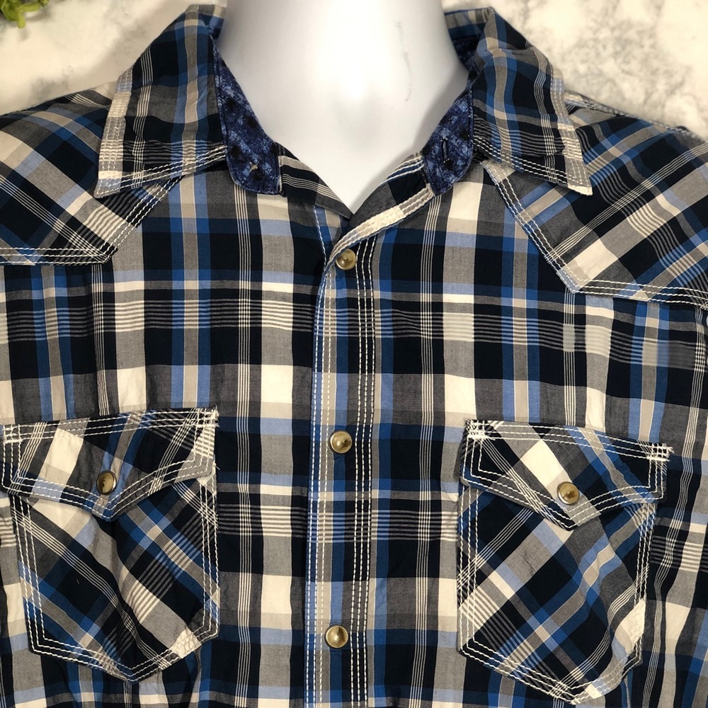 Men’s XL Blue Button up